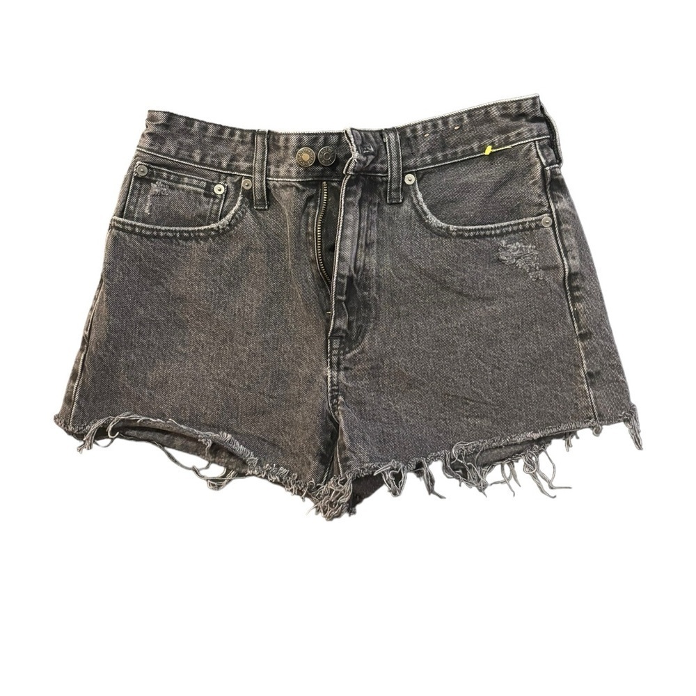 Madewell relaxed denim shorts size 26